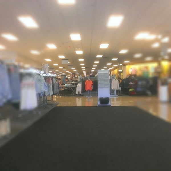 Kohl's 1505 Springfield Dr,