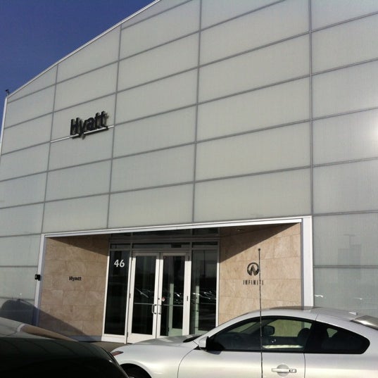 Hyatt Infiniti Car Dealership in Calgary