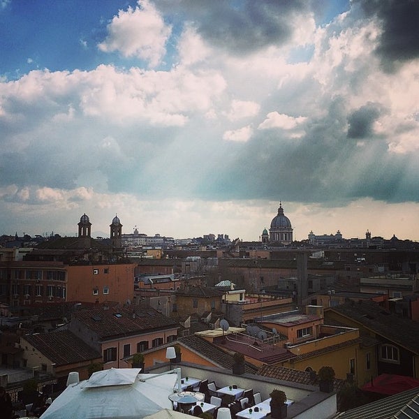 3/14/2015 tarihinde Marco F.ziyaretçi tarafından The First Luxury Art Hotel Roma'de çekilen fotoğraf