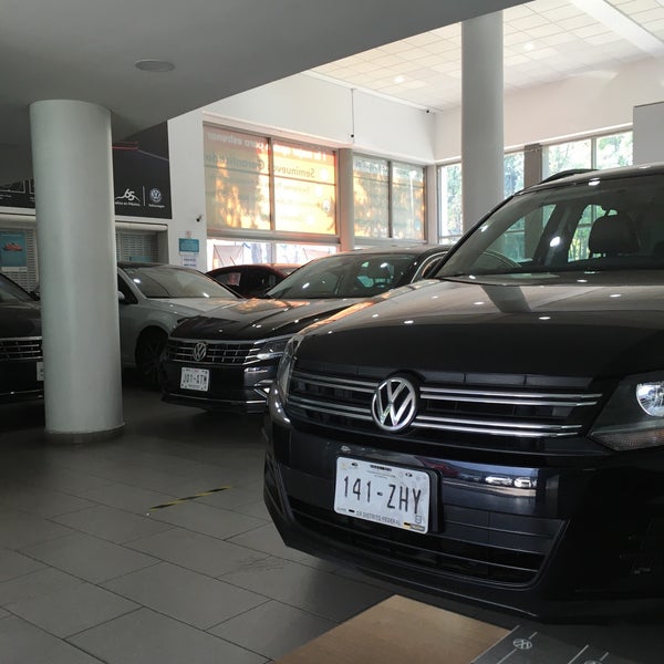  Photos at Volkswagen Las Aguilas