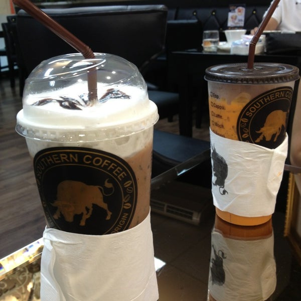 Юг кофе. South coffee. South coffee. Кофе биг новосибирск. Кофейня на большой благовещенск.