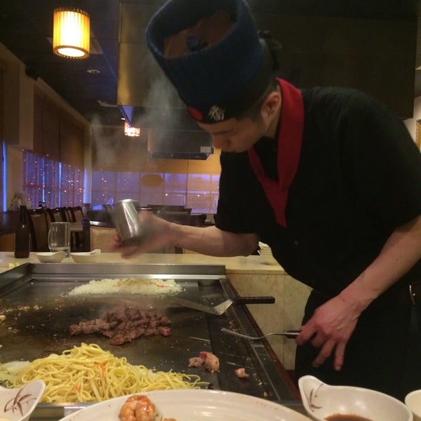 Foto tomada en Koto Sake Japanese Steak House  por Jennifer J. el 2/15/2014