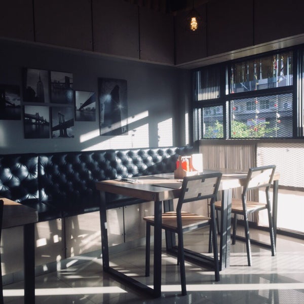 Стейк хаус в новороссийске. Стейк хаус благовещенск. Стейк хаус благовещенск. Благовещенск кафе стейк хаус. Стейк хаус благовещенск.