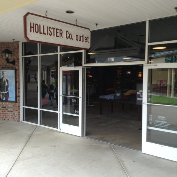 hollister co outlet locations