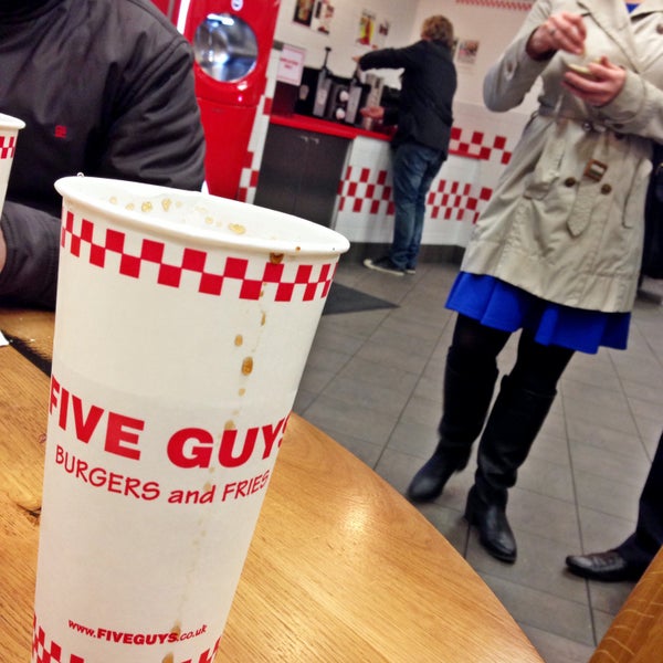 Photo taken at Five Guys by Mohd Y. on 3/27/2014