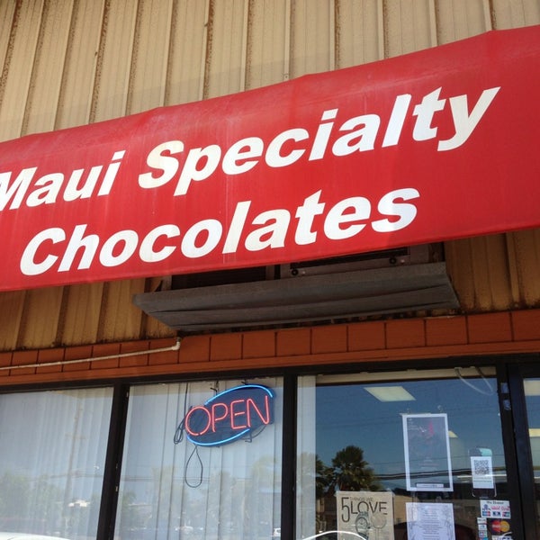 Photo prise au Maui Specialty Chocolates par Ryan M. le8/24/2013