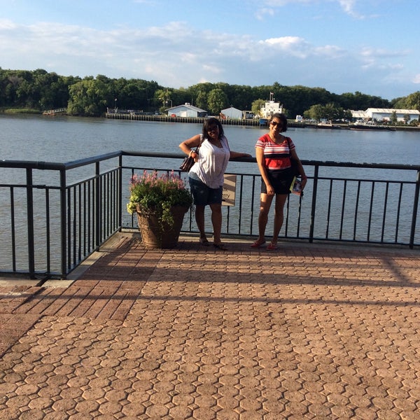 Photo taken at Marriott Savannah Riverfront by Selene S. on 8/8/2015
