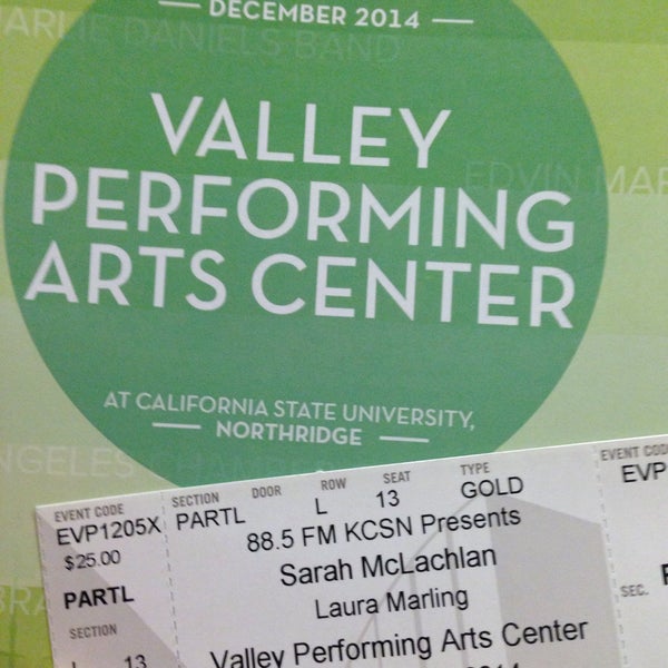 12/6/2014 tarihinde Reneziyaretçi tarafından Valley Performing Arts Center (VPAC)'de çekilen fotoğraf