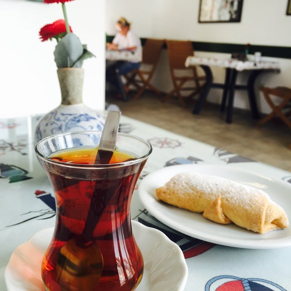 6/14/2016にTümayがCafe Az Şekerliで撮った写真