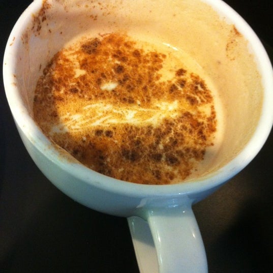 10/9/2012 tarihinde MoonNekoziyaretçi tarafından Mod&#39;s Coffee &amp; Crepes'de çekilen fotoğraf