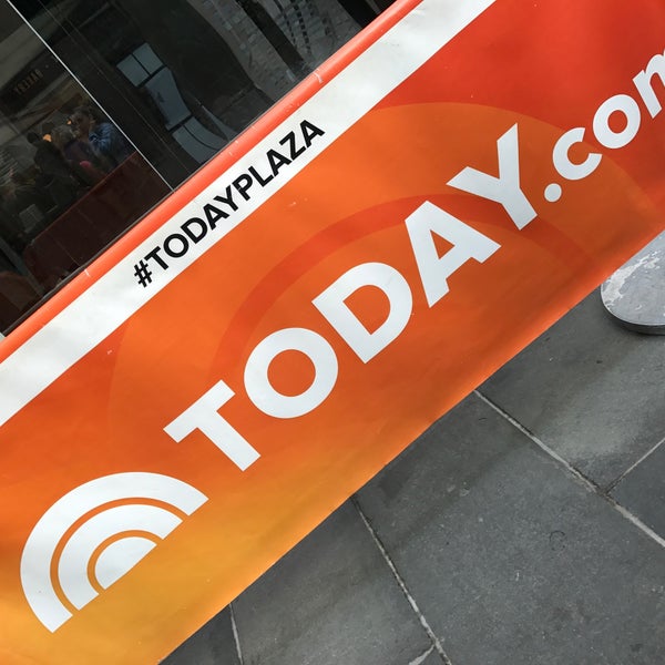 Photo taken at TODAY Show by BrokerJayZ on 4/12/2017