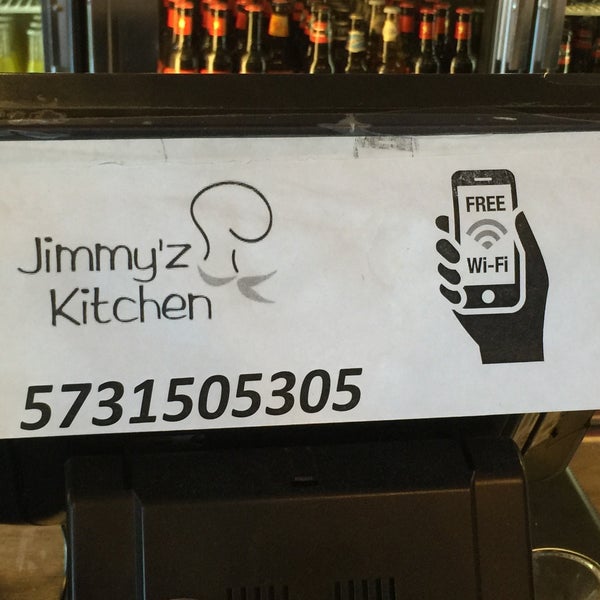 1/8/2017 tarihinde BrokerJayZziyaretçi tarafından Jimmy&#39;Z Kitchen Wynwood'de çekilen fotoğraf