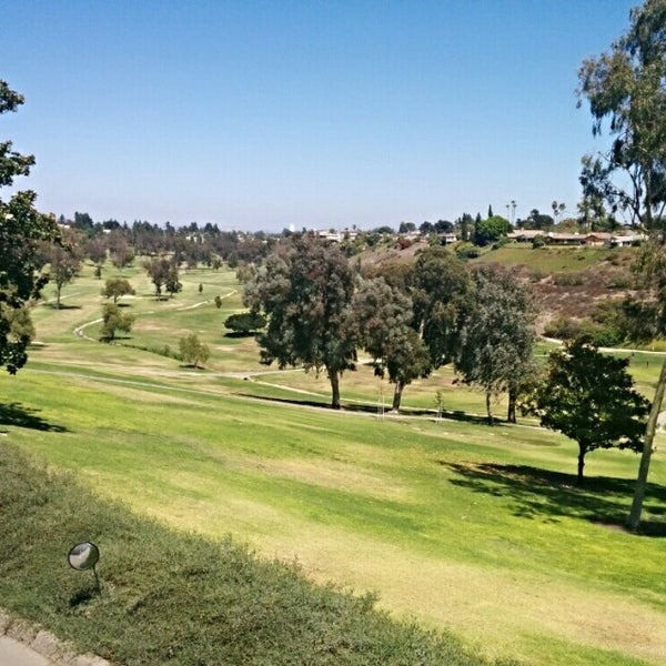 Foto diambil di Mission Trails Golf Course oleh Chris B. pada 6/29/2014