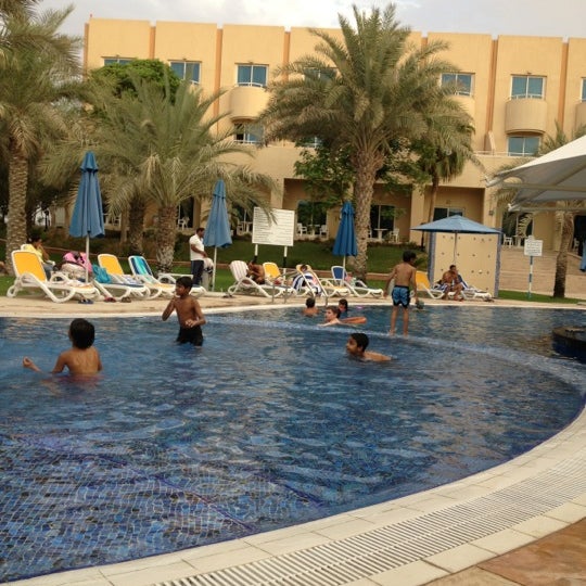 9/28/2012에 Raya R.님이 Mafraq Hotel Abu Dhabi에서 찍은 사진