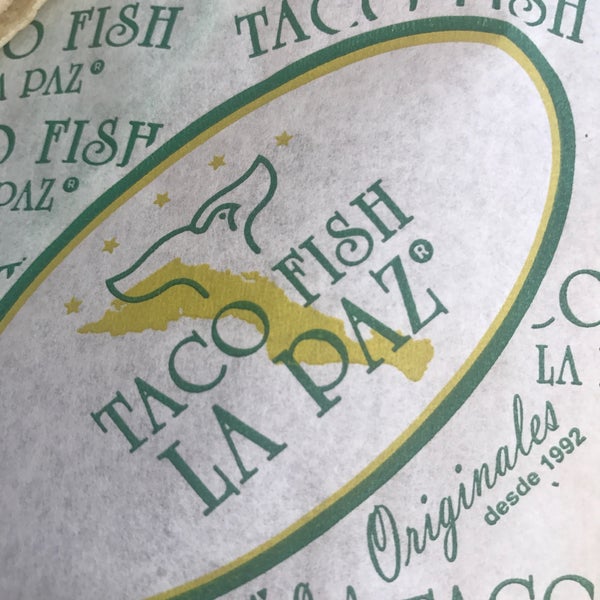 รูปภาพถ่ายที่ Taco Fish La Paz โดย F.c. M. เมื่อ 8/3/2017