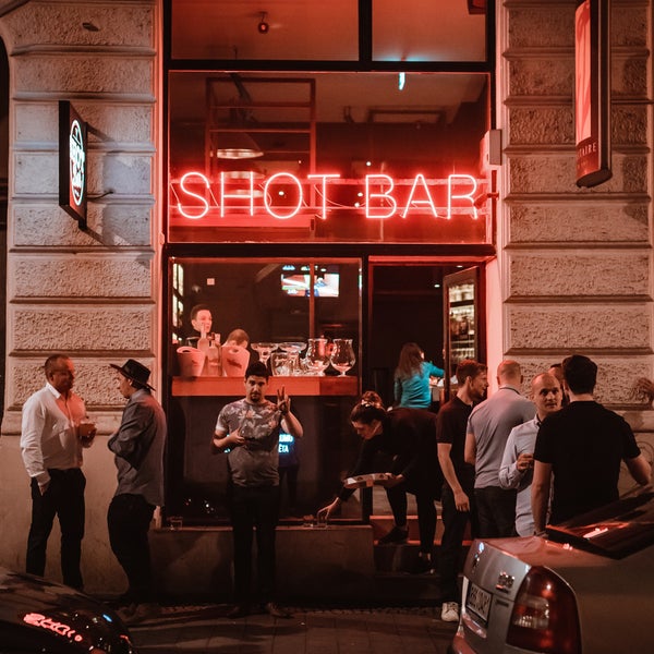 Foto tirada no(a) Shot Bar por Shot Bar em 8/17/2016