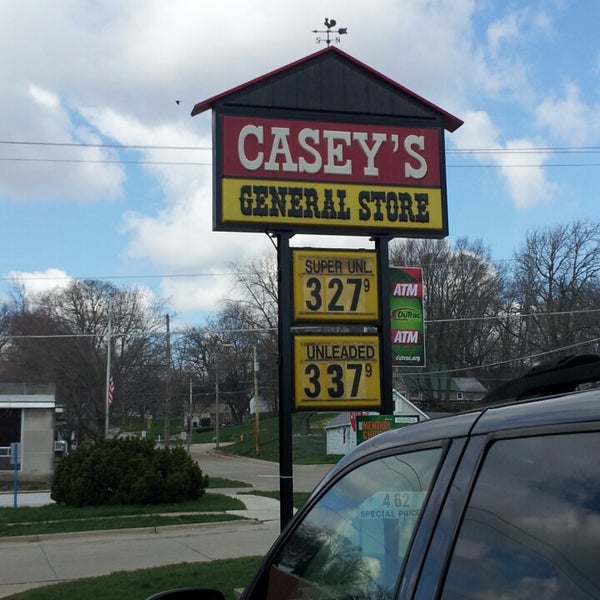 4/20/2013にLesley W.がCasey&#39;s General Storeで撮った写真