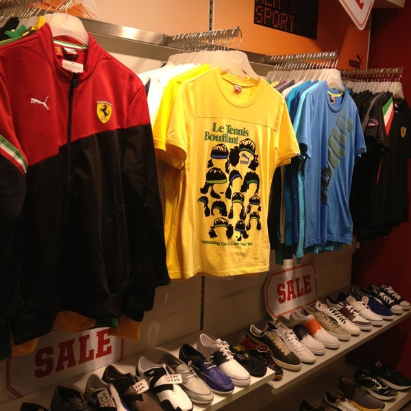 Photos at Puma - Lungsod ng Bacolod, Negros Occidental