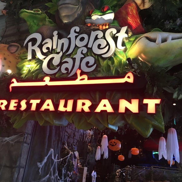 10/28/2016 tarihinde Sheila J.ziyaretçi tarafından Rainforest Cafe Dubai'de çekilen fotoğraf