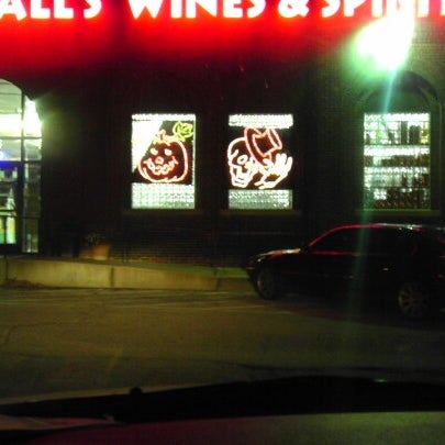 Photo taken at Randall&#39;s Wines &amp; Spirits by Elizabeth D. on 10/27/2012