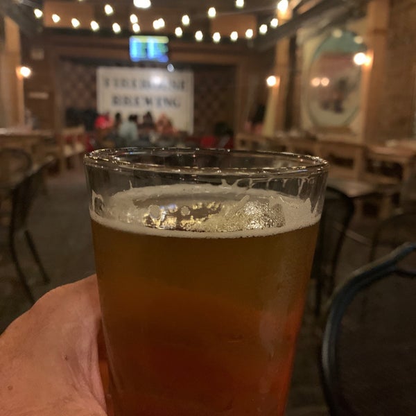 Foto tomada en Firehouse Brewing Company  por Jeff L. el 6/8/2021