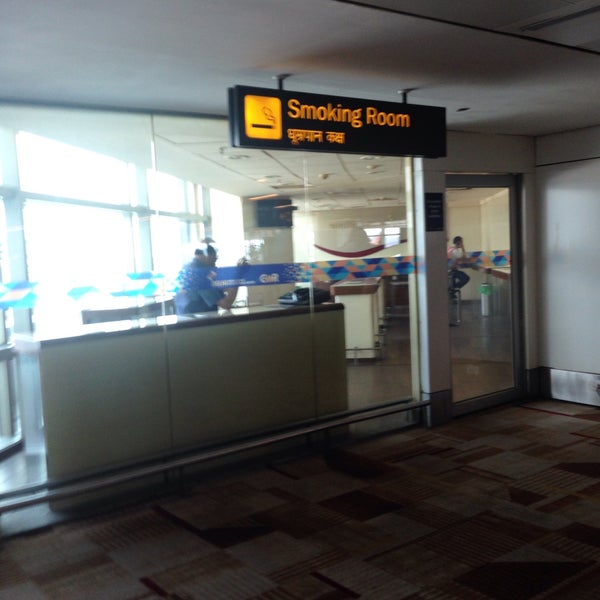 Smokers Lounge Terminal 3, Indira Gandhi International Airport