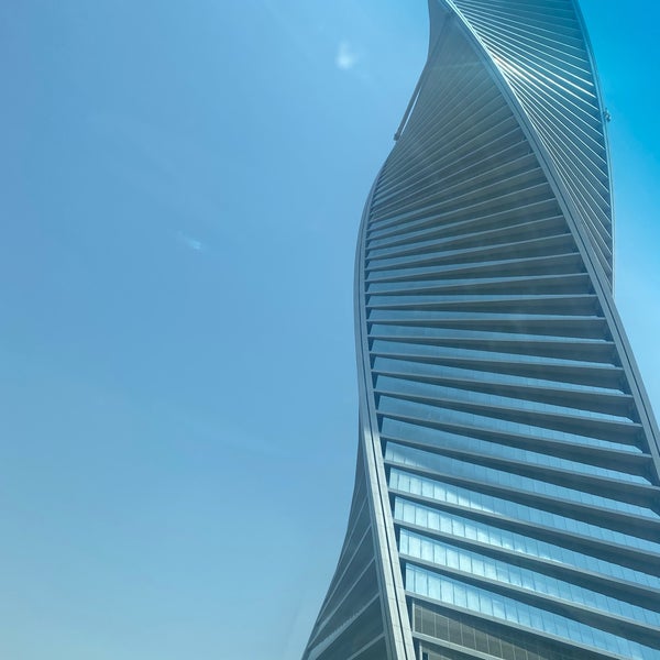 Foto scattata a Majdoul Tower da Hazem O. il 8/17/2023