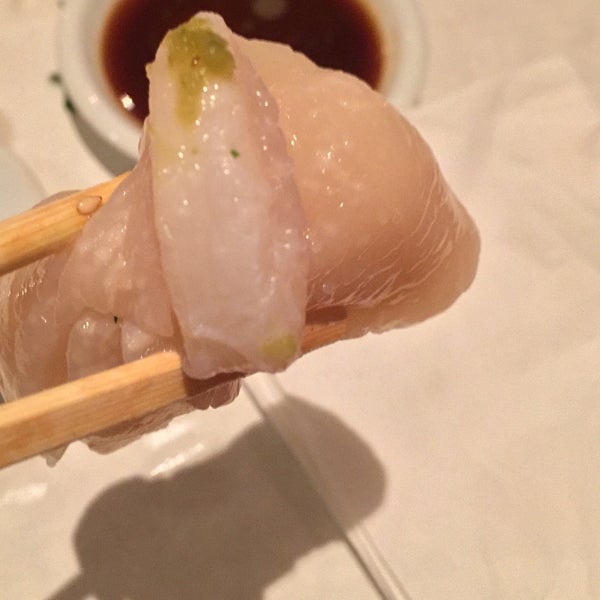 Photos at Kabosu Greater Toluca Lake 8 tips from 351 visitors