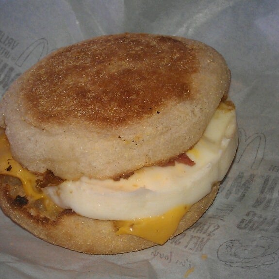 Photo taken at McDonald&#39;s by Dina K. on 4/15/2013