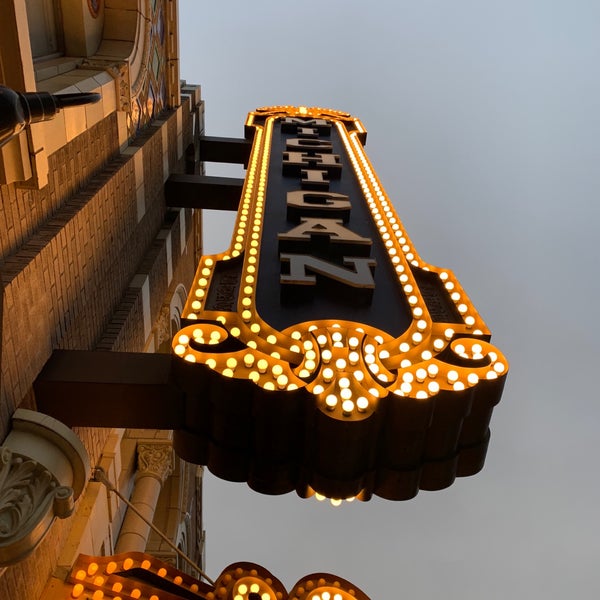 รูปภาพถ่ายที่ Michigan Theater โดย Frank D. เมื่อ 10/5/2018