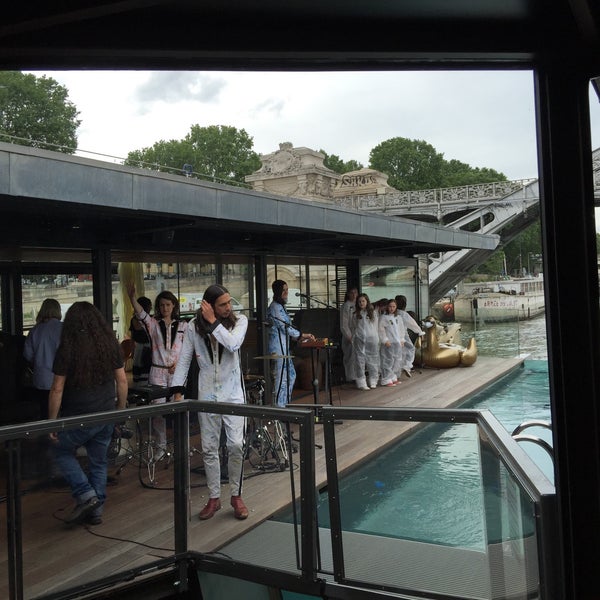 6/29/2016에 ᴡ S.님이 Restaurant OFF Paris Seine에서 찍은 사진