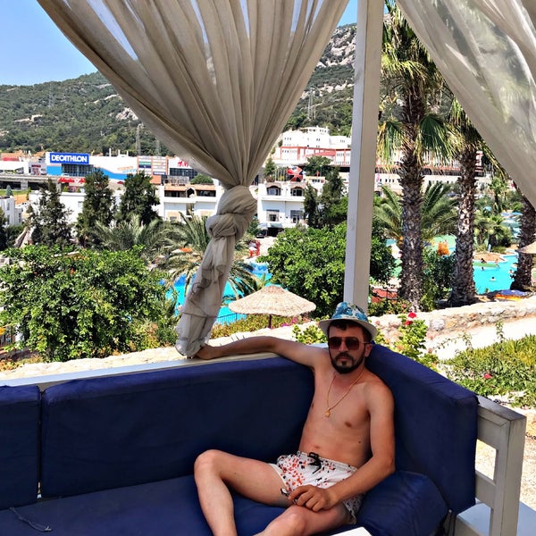 Photo taken at Bodrum Aqualand by Ercan on 8/16/2019