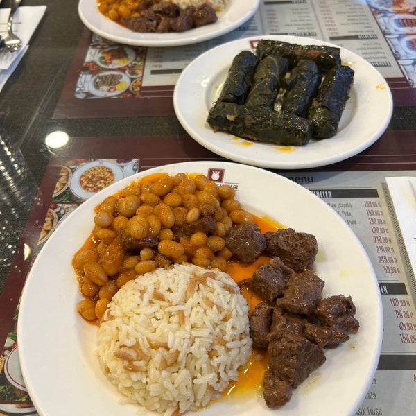 Foto tomada en Lale Restaurant  por Özgür S. el 12/24/2023