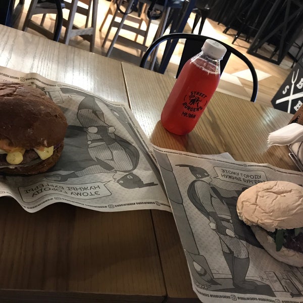 9/16/2017에 🐼Chistyakova님이 SB Burgers에서 찍은 사진