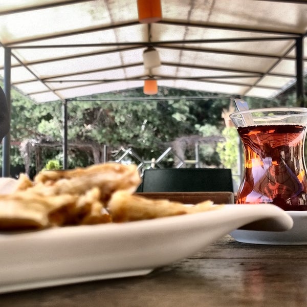 Foto tirada no(a) Asia Teras Cafe por Cappadociaman ❄. em 3/8/2016