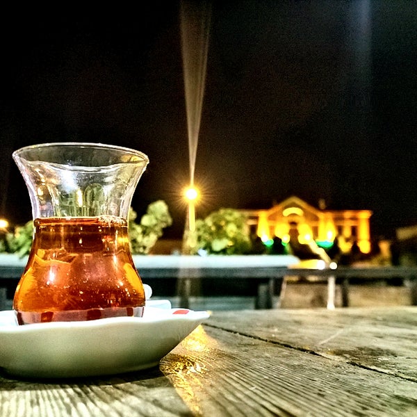 Foto tirada no(a) Asia Teras Cafe por Cappadociaman ❄. em 6/19/2016