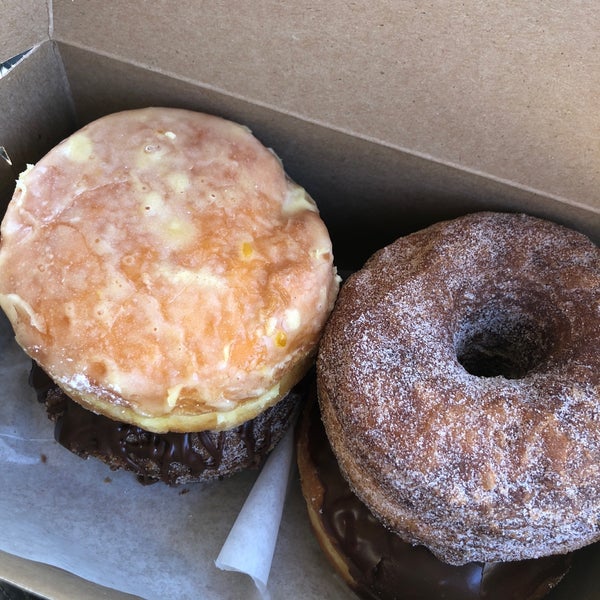 Photo taken at Kettle Glazed Doughnuts by Kirsten A. on 10/7/2018