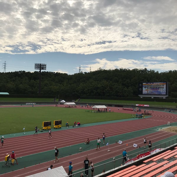 コカ コーラウエストスポーツパーク 陸上競技場 コカ コーラウエストスポーツパーク 陸上競技場