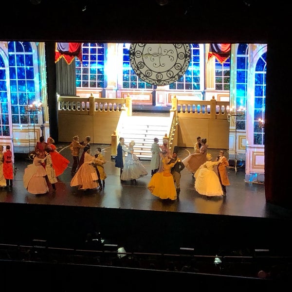 Foto diambil di Teatro Bradesco oleh Gilberto H. pada 2/16/2019