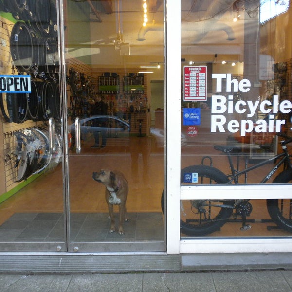 Foto diambil di The Bicycle Repair Shop oleh The Bicycle Repair Shop pada 6/15/2016