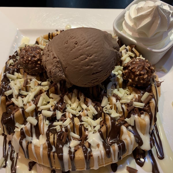 Creams Ice Cream Parlor in Kingston upon Thames