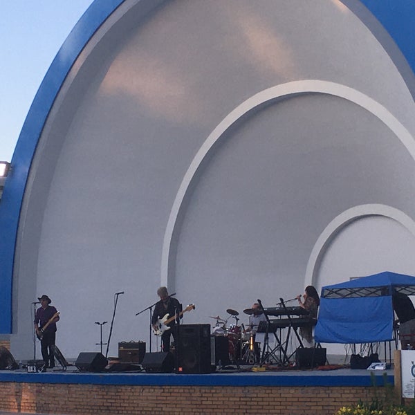 Lincoln Park Bandshell Fantasyland 2 tips