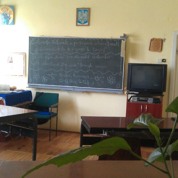 Photos At Centru Scolar Pentru Educatie Incluziva Nr 1 Oradea