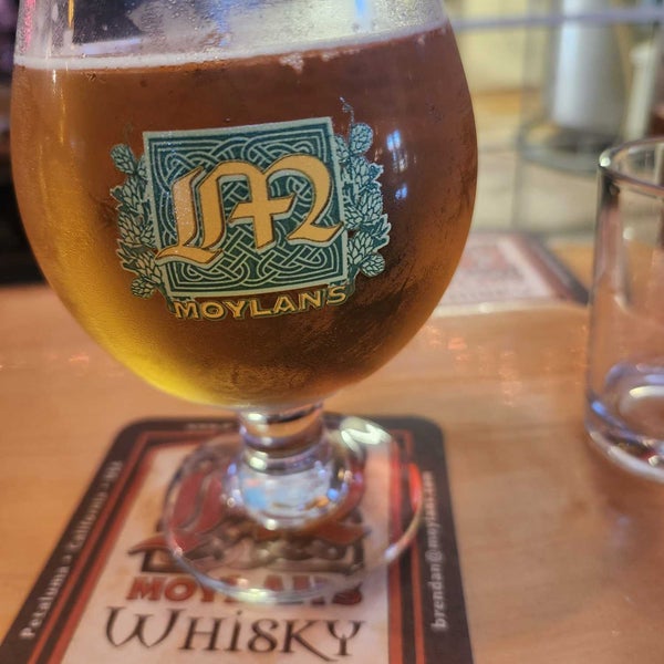 Photo taken at Moylan&#39;s Brewery &amp; Restaurant by Michele H. on 10/19/2022