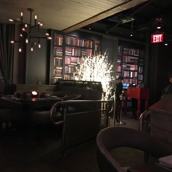 Photos At The Tuck Room Financial District New York Ny