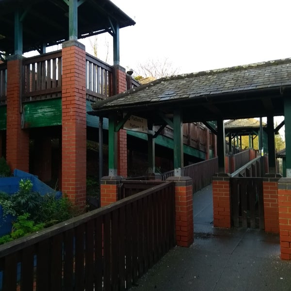 Gainsborough Lea Road Railway Station (GBL) Lea Road