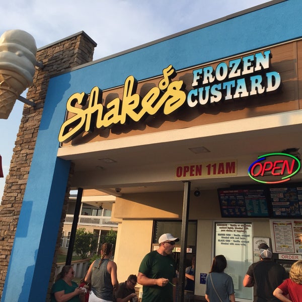 Shake's Frozen Custard Downtown Destin 34 tips from 941 visitors