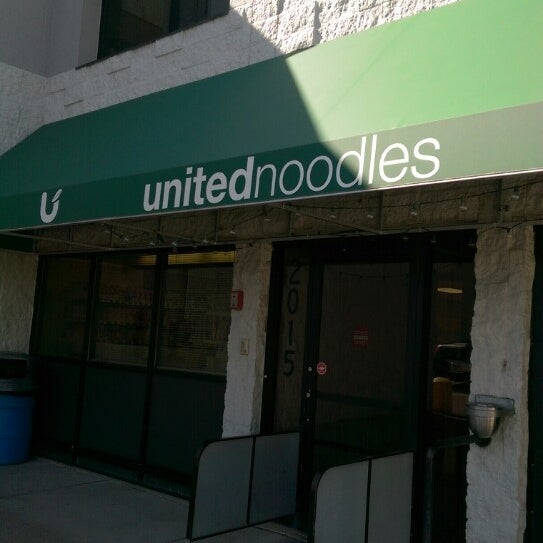 Снимок сделан в United Noodles and UniDeli пользователем Dave S. 9/13/2014