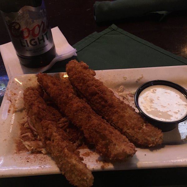 Dive bar with a happy hour that can't be beat! Fried pickles makes them less than $4 (Cajun are the best), $2.50 domestics, and $3 cocktail specials.
