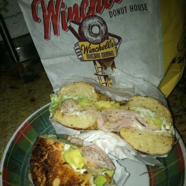 Winchell's Donuts 5 tips from 124 visitors